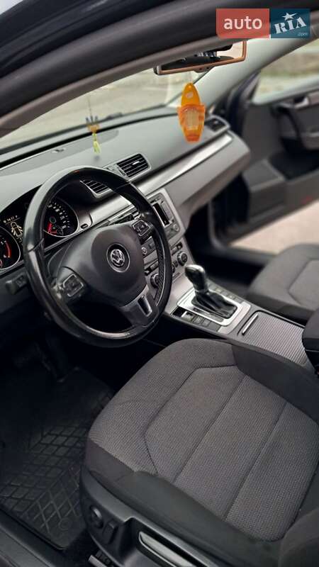 Volkswagen Passat 2013