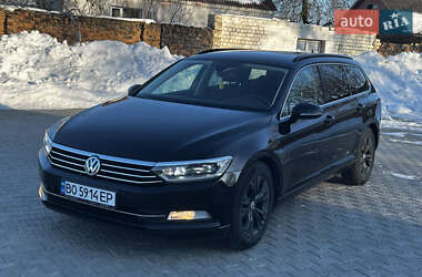 Универсал Volkswagen Passat 2016 в Дубно