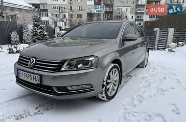 Седан Volkswagen Passat 2012 в Умани