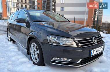 Універсал Volkswagen Passat 2013 в Івано-Франківську