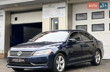 Седан Volkswagen Passat 2013 в Николаеве