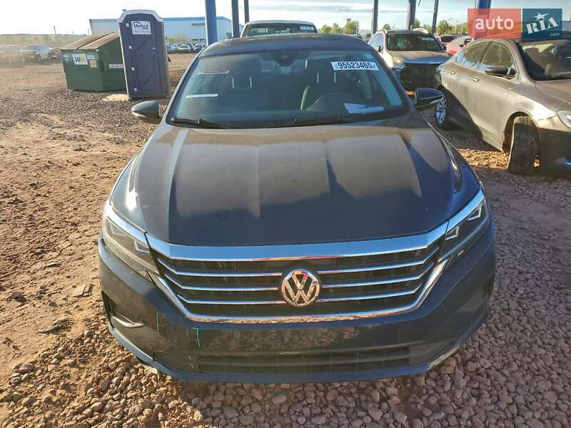 Седан Volkswagen Passat 2021 в Львове