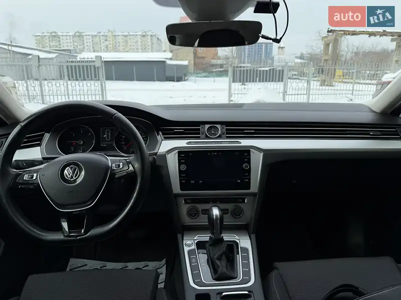 Volkswagen Passat 2017 VIN WVWZZZ3CZJE117175 фото оголошення 83 з 116