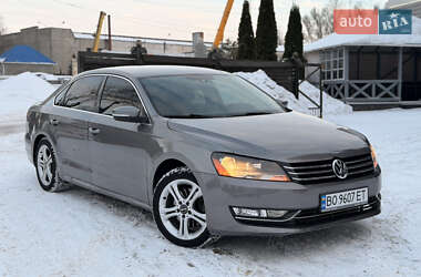 Седан Volkswagen Passat 2012 в Тернополі