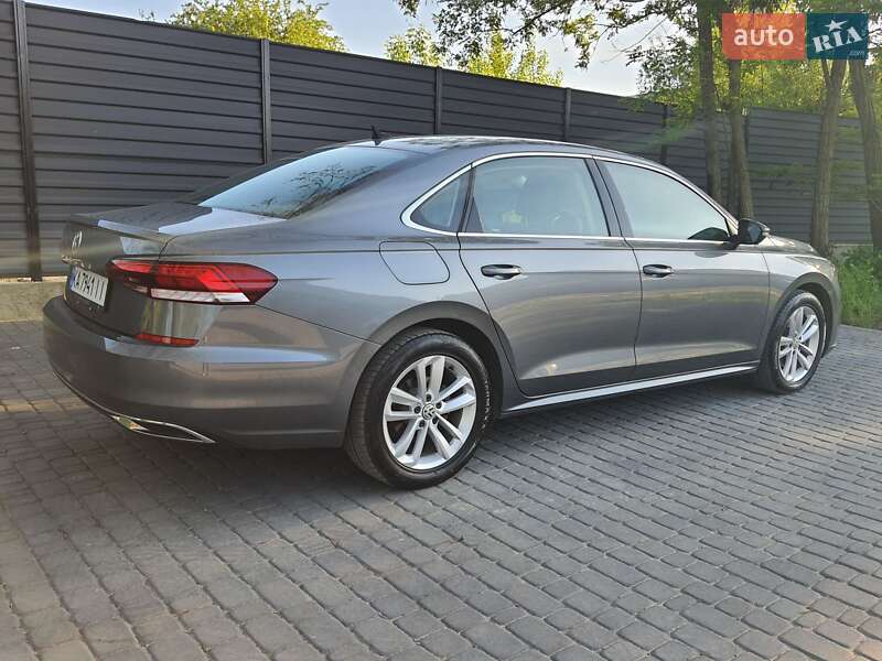 Седан Volkswagen Passat 2020 в Киеве