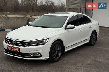 Седан Volkswagen Passat 2016 в Запоріжжі