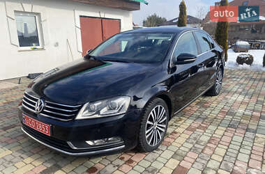 Седан Volkswagen Passat 2011 в Львові