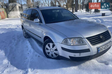 Универсал Volkswagen Passat 2000 в Теофиполе