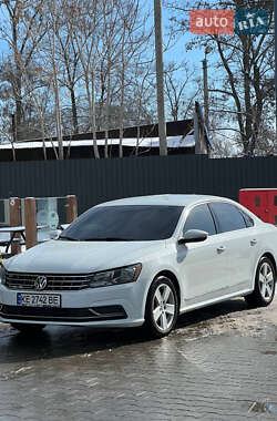 Седан Volkswagen Passat 2016 в Днепре