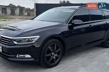 Універсал Volkswagen Passat 2015 в Нових Санжарах