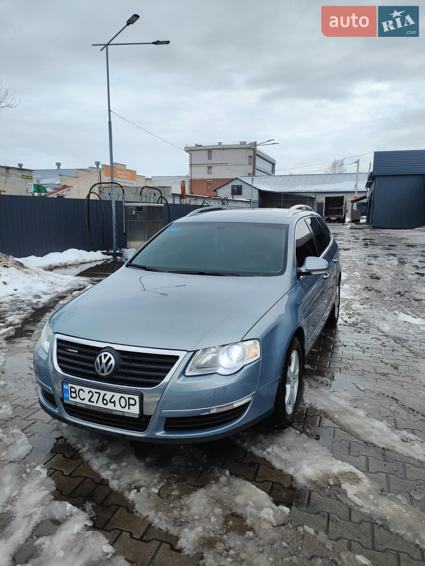 2010 Volkswagen Passat - мініатюра 5