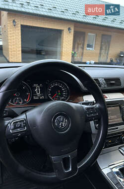 Универсал Volkswagen Passat 2010 в Луцке