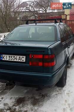 Седан Volkswagen Passat 1995 в Киеве