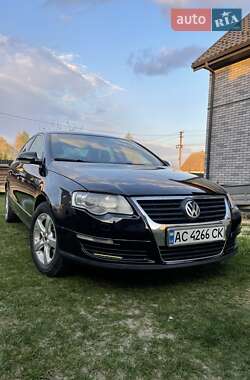 Седан Volkswagen Passat 2008 в Камне-Каширском