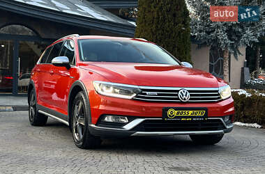 Універсал Volkswagen Passat 2015 в Львові