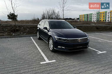 Універсал Volkswagen Passat 2017 в Рівному