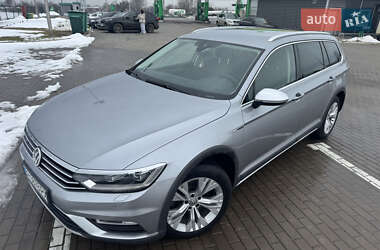 Універсал Volkswagen Passat 2018 в Ізмаїлі