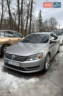 Седан Volkswagen Passat 2013 в Черновцах
