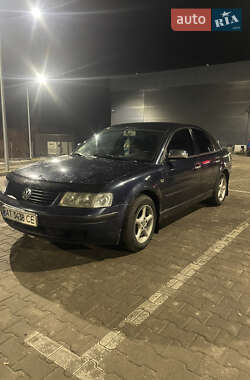 Седан Volkswagen Passat 1997 в Надвірній