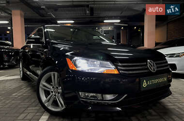 Седан Volkswagen Passat 2013 в Киеве