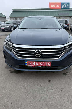 Седан Volkswagen Passat 2020 в Измаиле