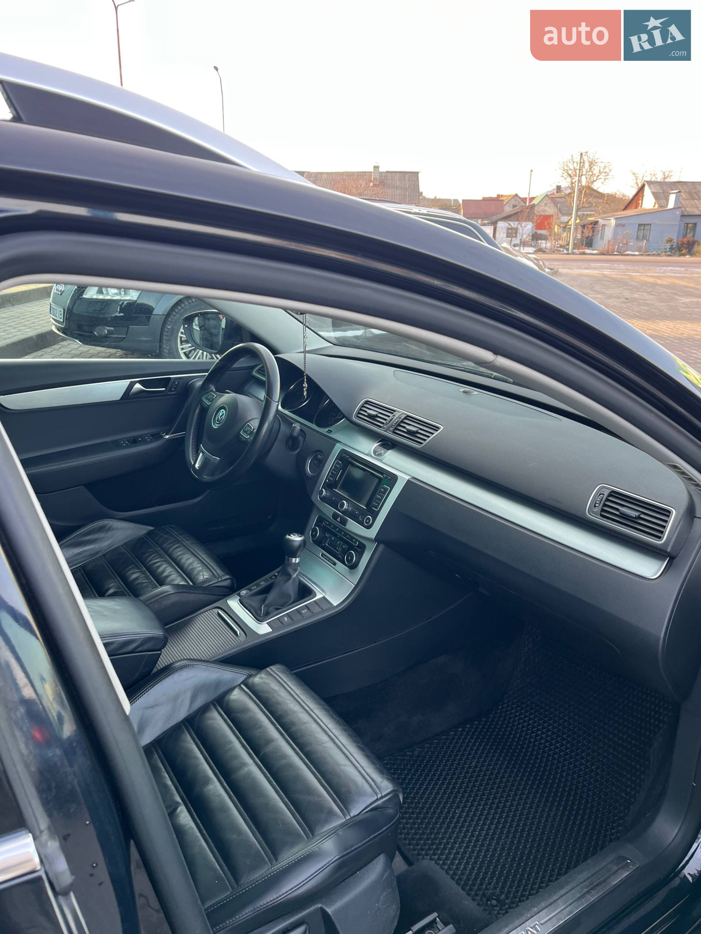 Volkswagen Passat 2011 VIN WVWZZZ3CZCE020431 фото оголошення 5 з 12