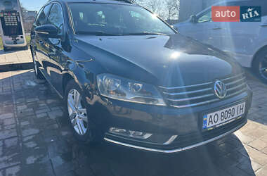 Универсал Volkswagen Passat 2012 в Ужгороде