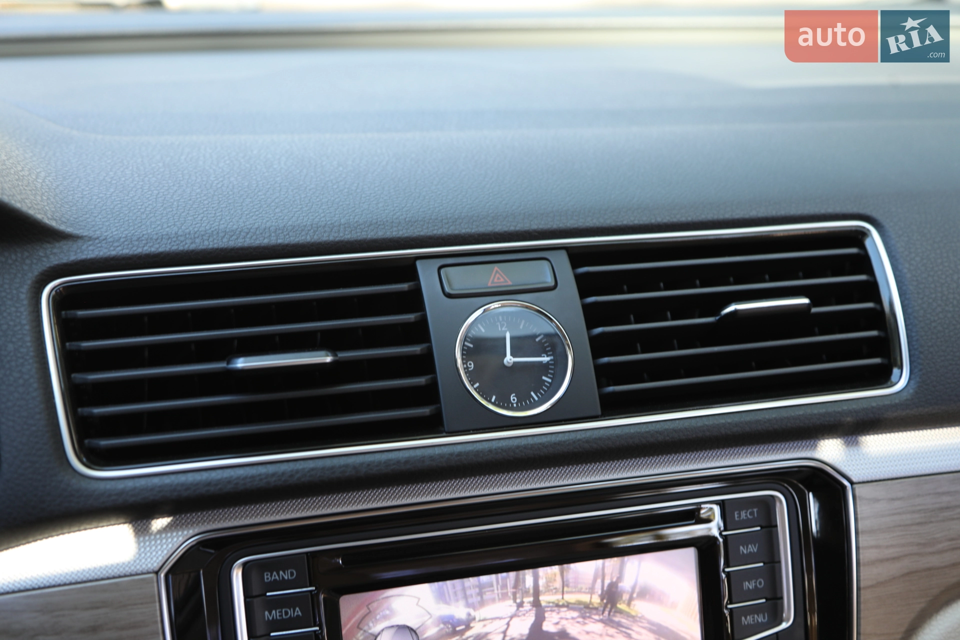 2016 Volkswagen Passat - мініатюра 21