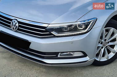 Седан Volkswagen Passat 2017 в Львові