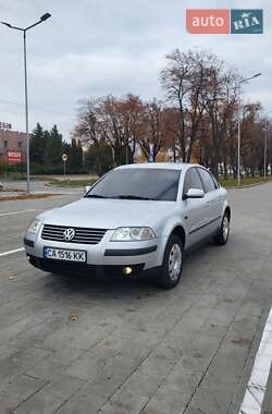 Седан Volkswagen Passat 2001 в Черкассах