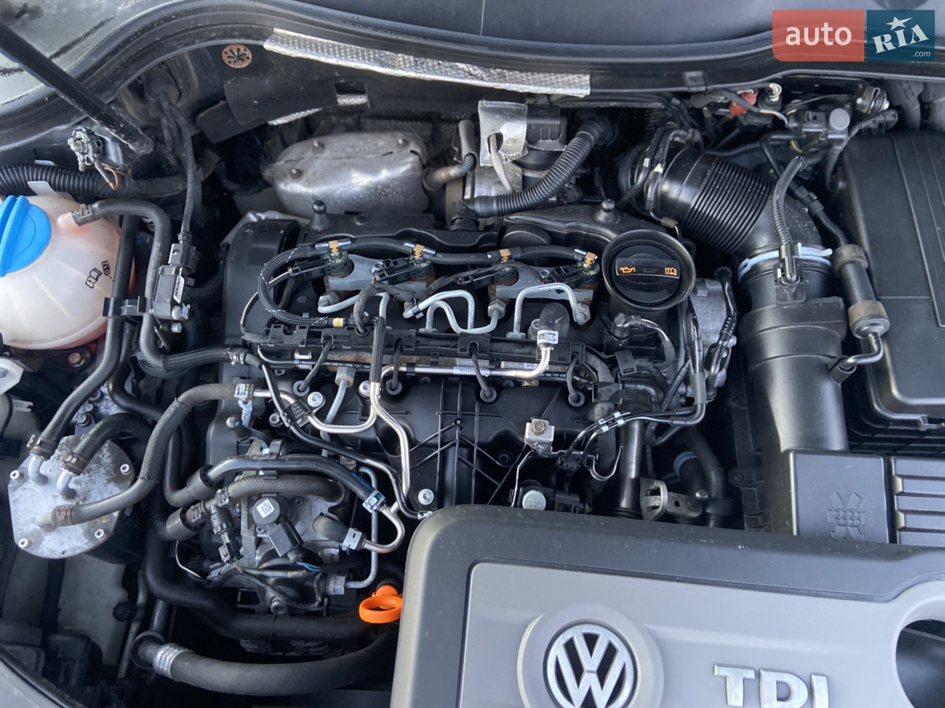 Volkswagen Passat 2012 VIN WVWZZZ3CZCE157294 фото оголошення 10 з 27
