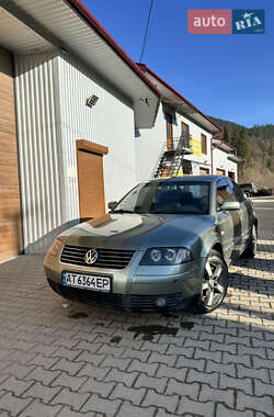 Седан Volkswagen Passat 2001 в Верховине