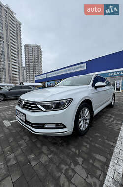 Универсал Volkswagen Passat 2017 в Броварах