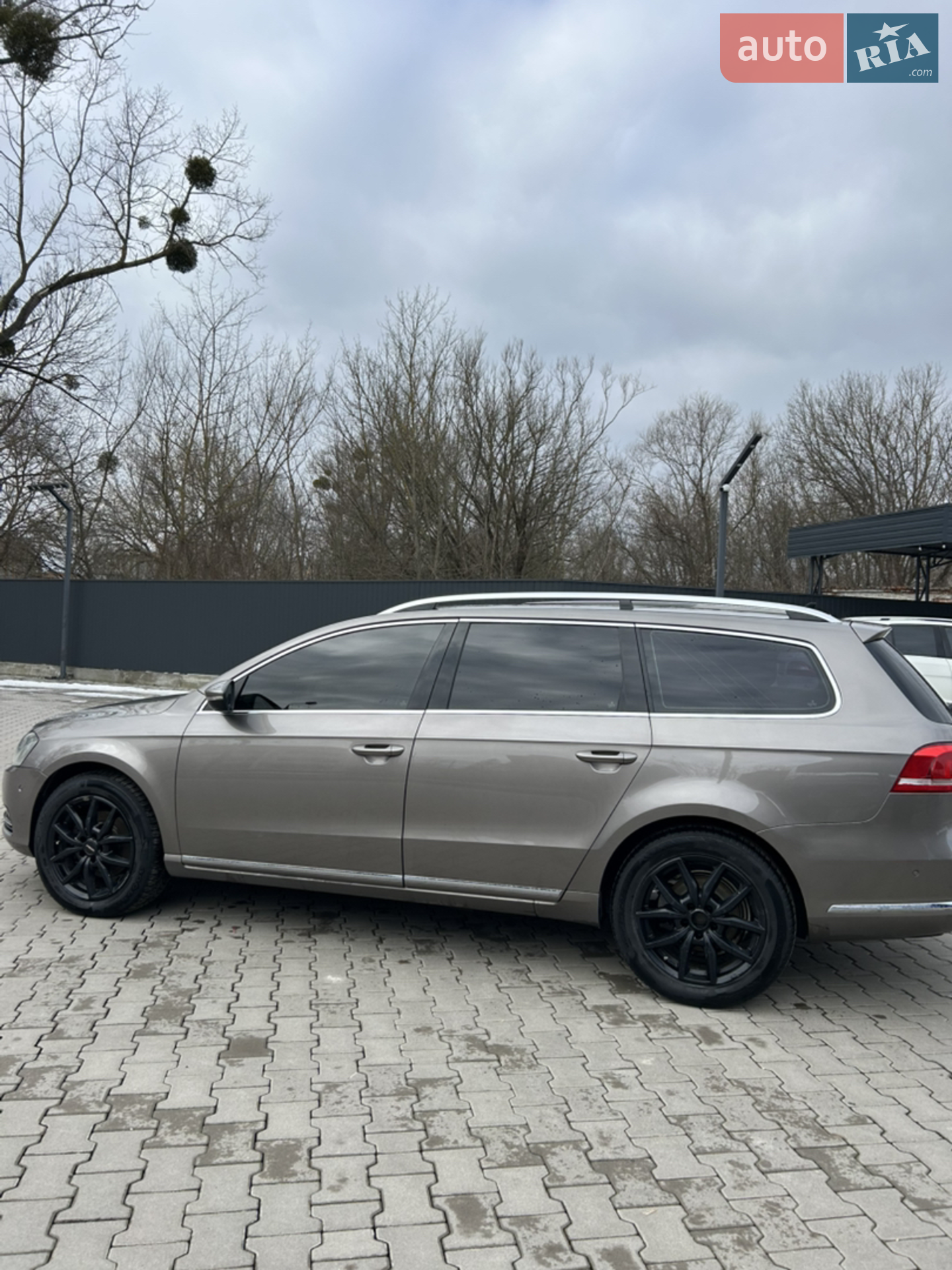 2010 Volkswagen Passat - мініатюра 8