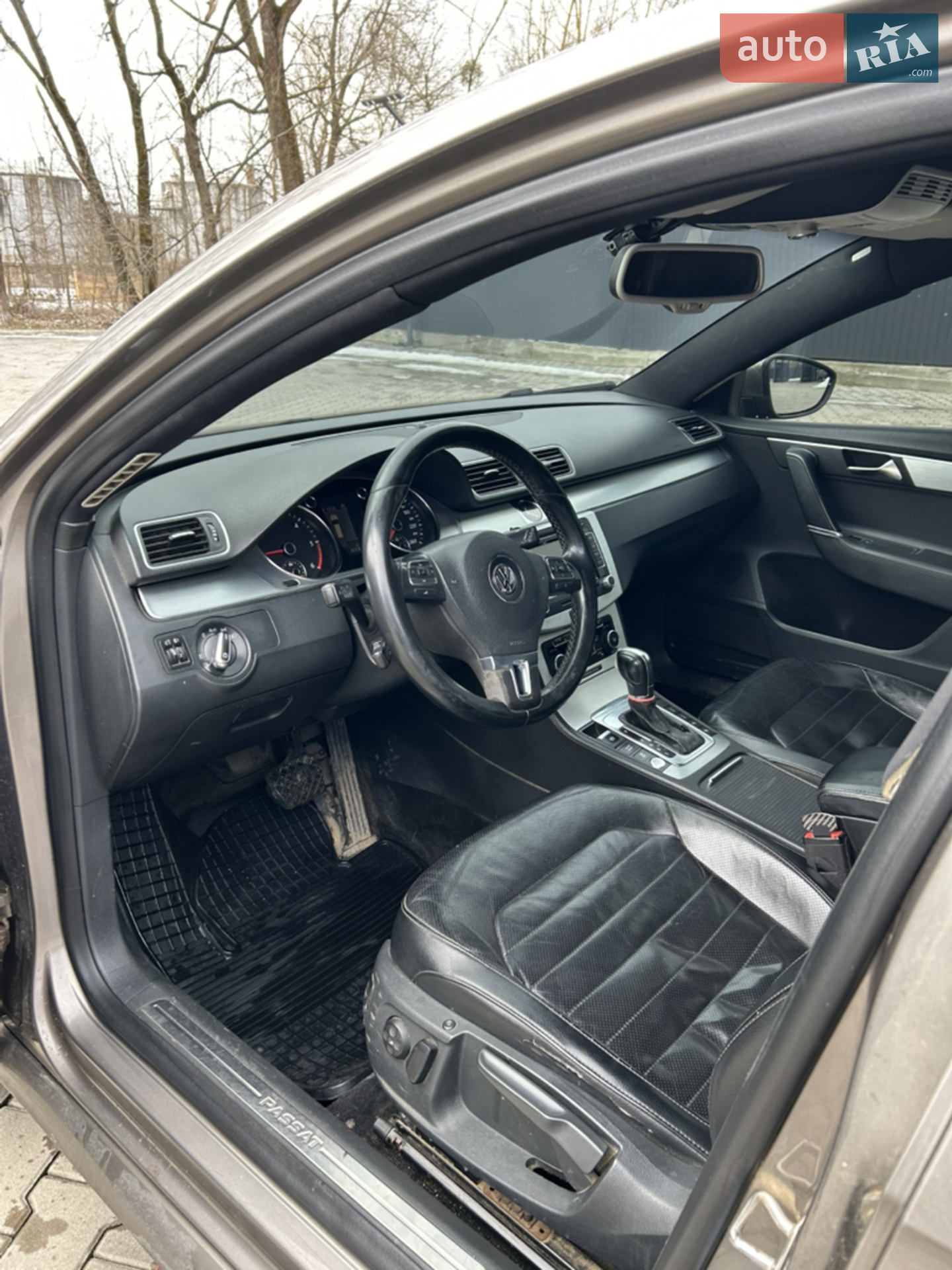 2010 Volkswagen Passat - мініатюра 10