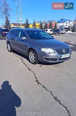 Универсал Volkswagen Passat 2007 в Ровно