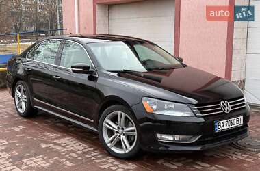 Седан Volkswagen Passat 2014 в Кропивницькому