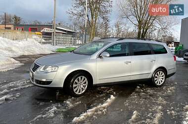 Универсал Volkswagen Passat 2010 в Лубнах