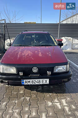 Универсал Volkswagen Passat 1989 в Житомире
