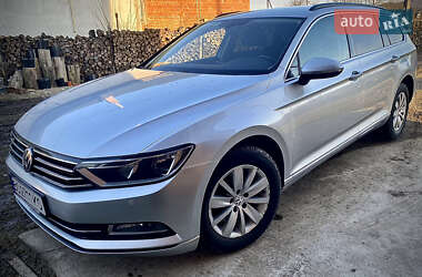 Универсал Volkswagen Passat 2014 в Новом Роздоле