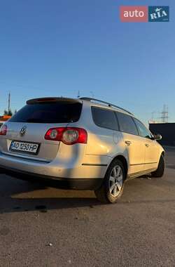 Універсал Volkswagen Passat 2009 в Ужгороді