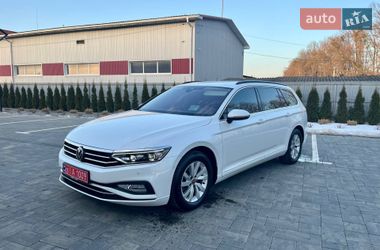 Універсал Volkswagen Passat 2022 в Луцьку
