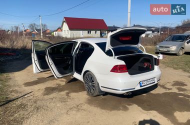 Седан Volkswagen Passat 2013 в Ужгороде