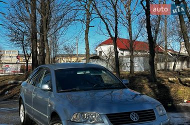 Седан Volkswagen Passat 2001 в Киеве