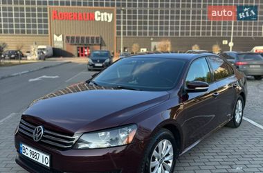 Седан Volkswagen Passat 2014 в Луцьку