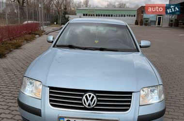 Седан Volkswagen Passat 2001 в Черкасах
