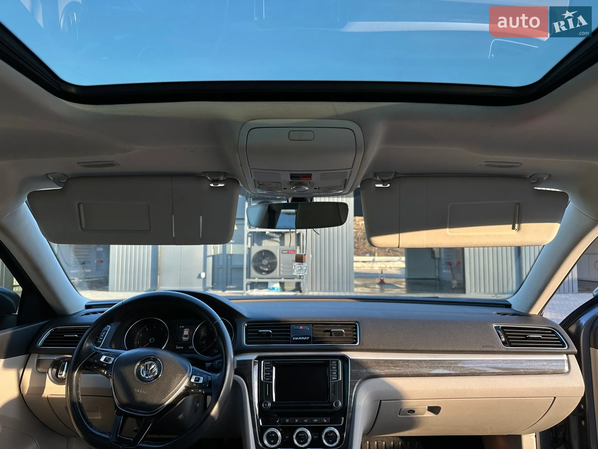 2017 Volkswagen Passat - мініатюра 21