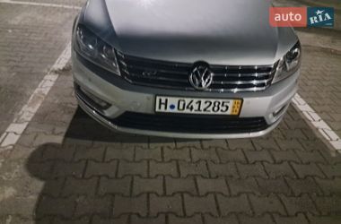 Універсал Volkswagen Passat 2013 в Вінниці
