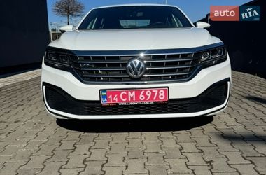 Седан Volkswagen Passat 2021 в Львові