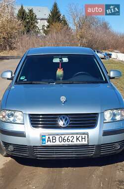 Седан Volkswagen Passat 2004 в Баре